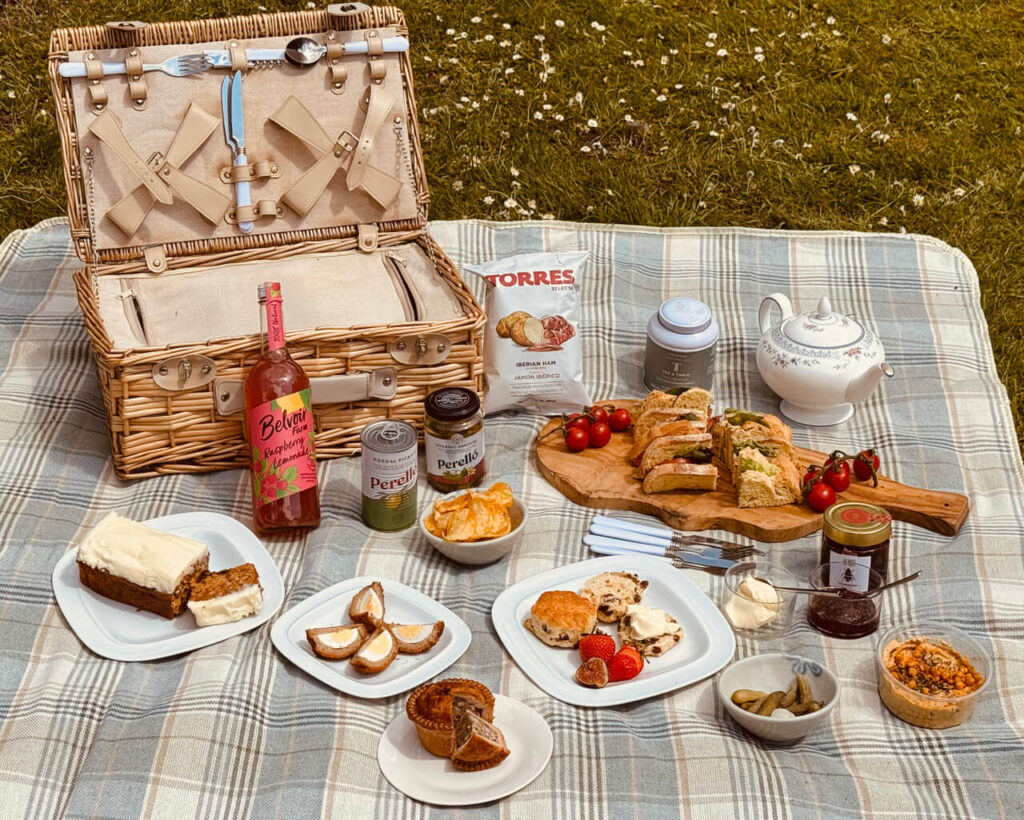 Gourmet Picnic Hamper for Couples and Families